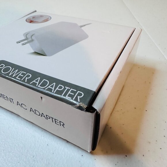 MacBook Air Charger 45W Power Adapter Replacement AC Adapter Model A1436 - Picture 8 of 9